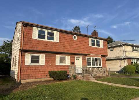 5 Brighton Place, Hicksville, NY 11801