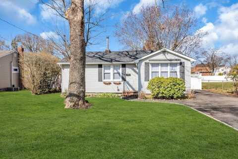 61 Eatondale Avenue, Blue Point, NY 11715