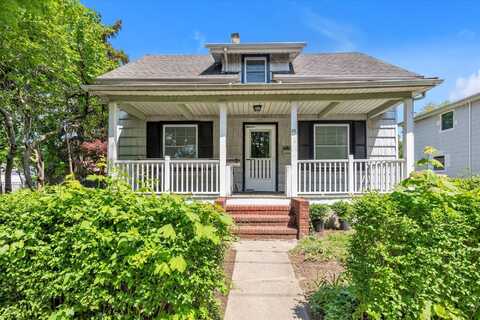 23 S Bayles Avenue, Port Washington, NY 11050