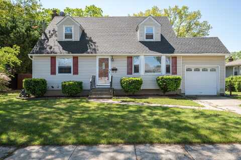 128 Yoakum Avenue, Farmingdale, NY 11735