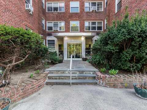 1234 Midland Avenue, Bronxville, NY 10708