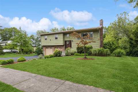 15 Theodore Roosevelt Drive, Blauvelt, NY 10913