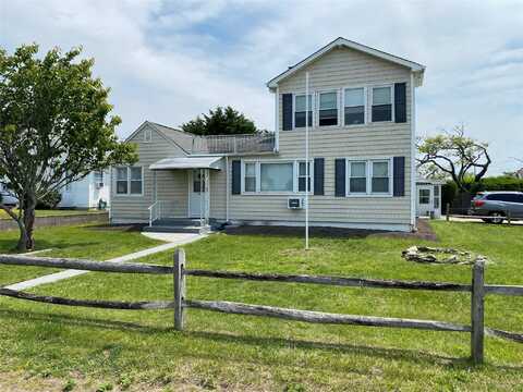 95 Grandview Drive, Shirley, NY 11967