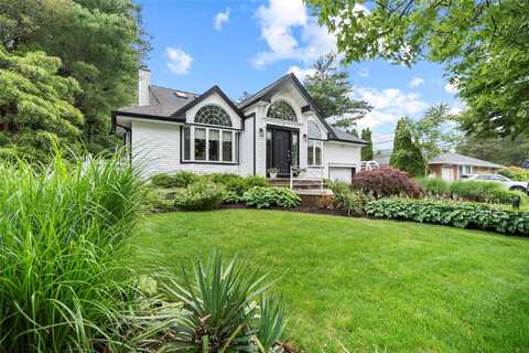 8 Ellis Drive, Syosset, NY 11791