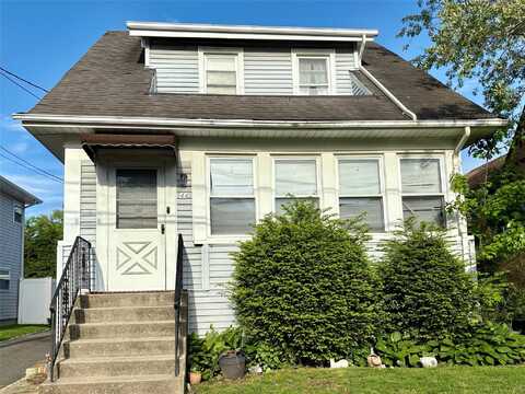 44 Waldo Avenue, East Rockaway, NY 11518