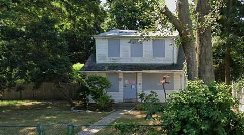 10 Harrison Drive, Shirley, NY 11967