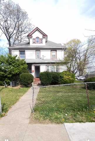 88 N Columbus, Freeport, NY 11520