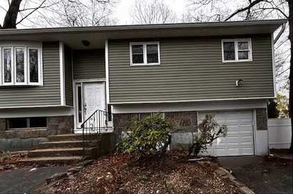 39 Browning Drive, Greenlawn, NY 11740