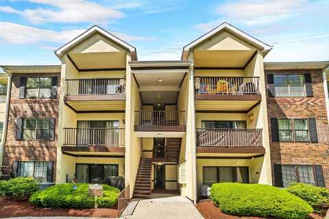 32 Huntington Circle, Peekskill, NY 10566