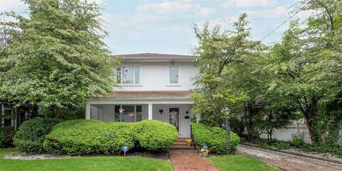 1053 Quentin Place, Woodmere, NY 11598