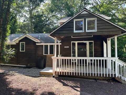 76 Cedar Drive, Miller Place, NY 11764