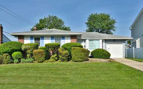 143 Sutton Drive, Plainview, NY 11803
