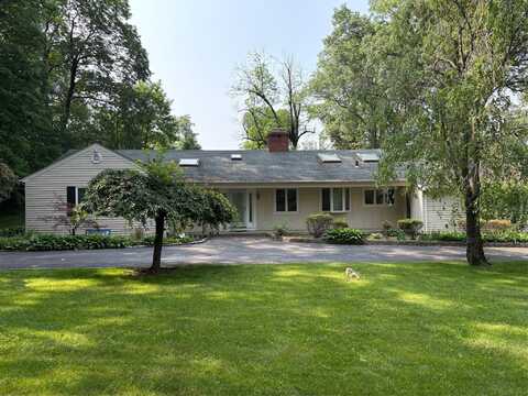 1 Luquer Road, Manhasset, NY 11030