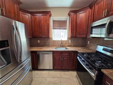 12032 201st Street, Saint Albans, NY 11412