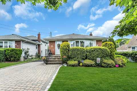 1197 Tulip Avenue, Franklin Square, NY 11010
