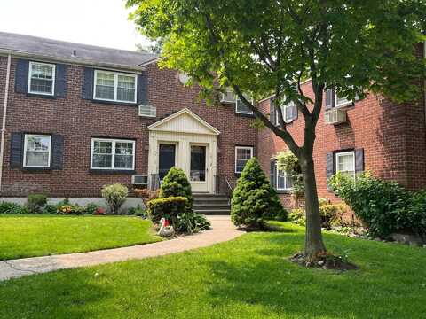 210-12 69th Avenue, Oakland Gardens, NY 11364