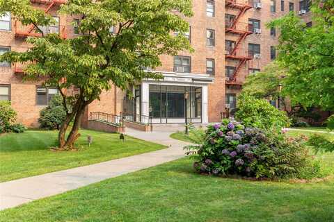 100-11 67th Road, Forest Hills, NY 11375