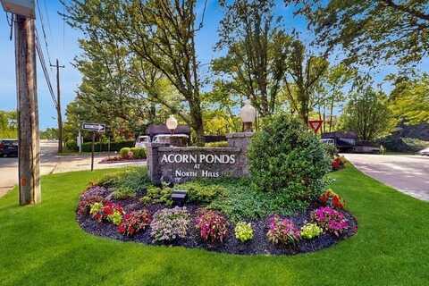 14 Acorn Ponds Drive, Roslyn, NY 11576