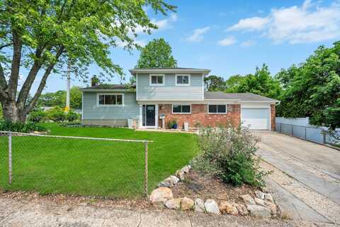 48 Hillside Avenue, Patchogue, NY 11772