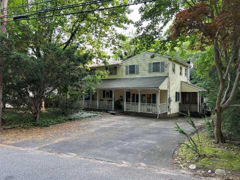 103 Scraggy Hill Road, Port Jefferson Village, NY 11777