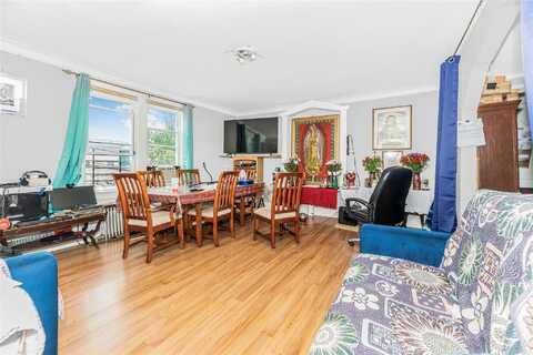132 Oak Street, Yonkers, NY 10701