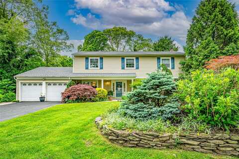 15 Gemini Lane, Nesconset, NY 11767