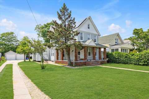 35 Ryder Avenue, East Rockaway, NY 11518