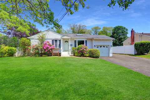 187 Audwin Drive, Islip Terrace, NY 11752