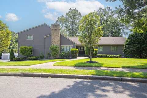 15 Peach Street, Nanuet, NY 10954