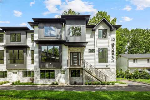 40 Singer Avenue, Spring Valley, NY 10977