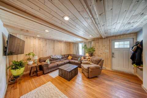 39 Kindrachuk Road, Glen Spey, NY 12737