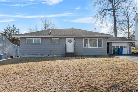 18 Woodland Avenue, Middletown, NY 10940
