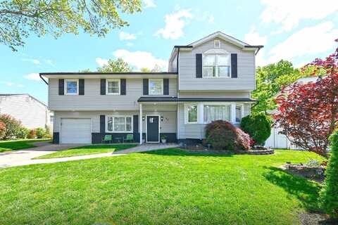 45 Longworth Avenue, Dix Hills, NY 11746