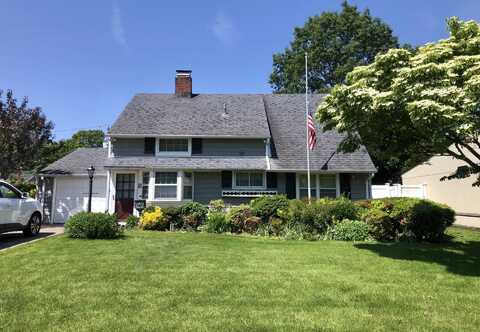 8 August Lane, Hicksville, NY 11801