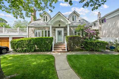 2816 215th Place, Bayside, NY 11360
