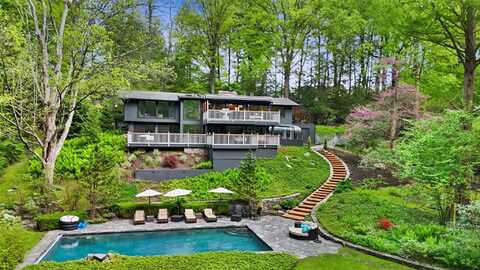 107 Middle Patent Road, Bedford, NY 10506