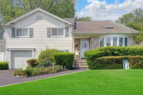 3667 Richard Lane, Wantagh, NY 11793