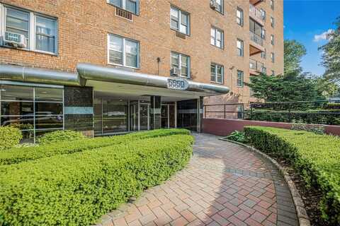 5550 FIELDSTON Road, Bronx, NY 10471