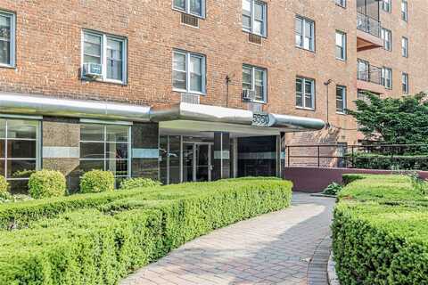 5550 Fieldstone Rd Road, Bronx, NY 10471