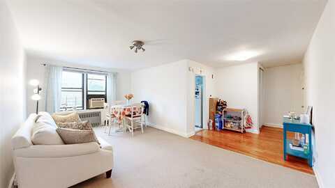 65-30 108th Street, Forest Hills, NY 11375