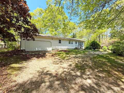 0 Undisclosed Avenue, Flanders, NY 11901