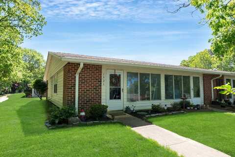 192 Ventry Court, Ridge, NY 11961