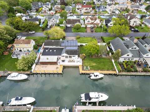 11 Stuart Avenue, Amityville, NY 11701