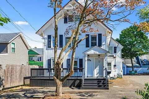 37 Park Avenue, Amityville, NY 11701