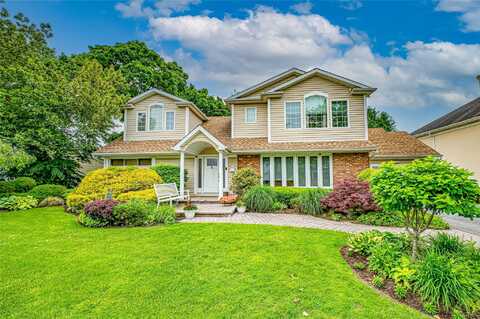6 Deering Lane, East Rockaway, NY 11518