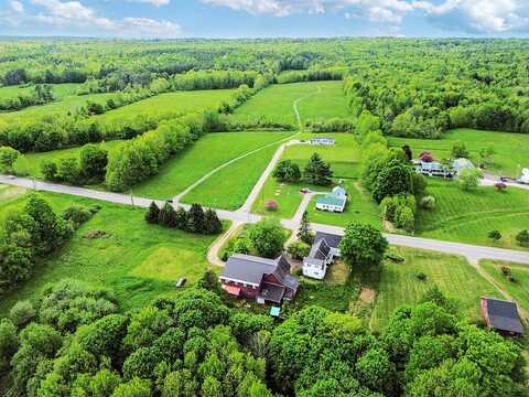 80 Oakland Road, Fairfield, ME 04937