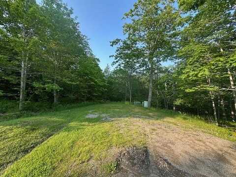 35 Spring Mountain Drive, Rockport, ME 04856