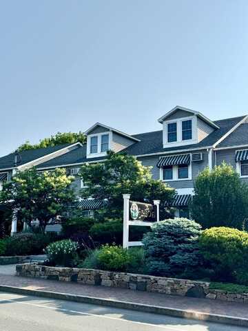 298 Main Street, Ogunquit, ME 03907