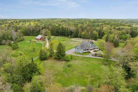 8 Farms Edge Way, Cumberland, ME 04021