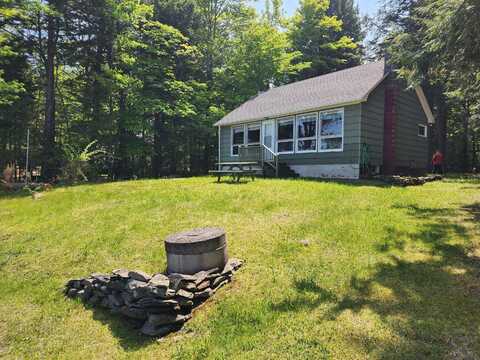 3 South Shore Road, Topsfield, ME 04490